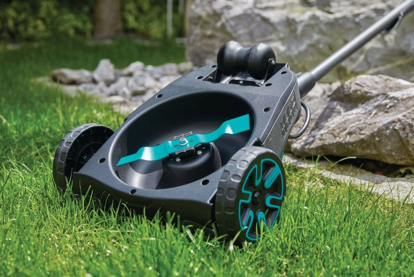Gardena Akku-Rasenmäher HandyMower 22/18V P4A Ready-To-Use Set
