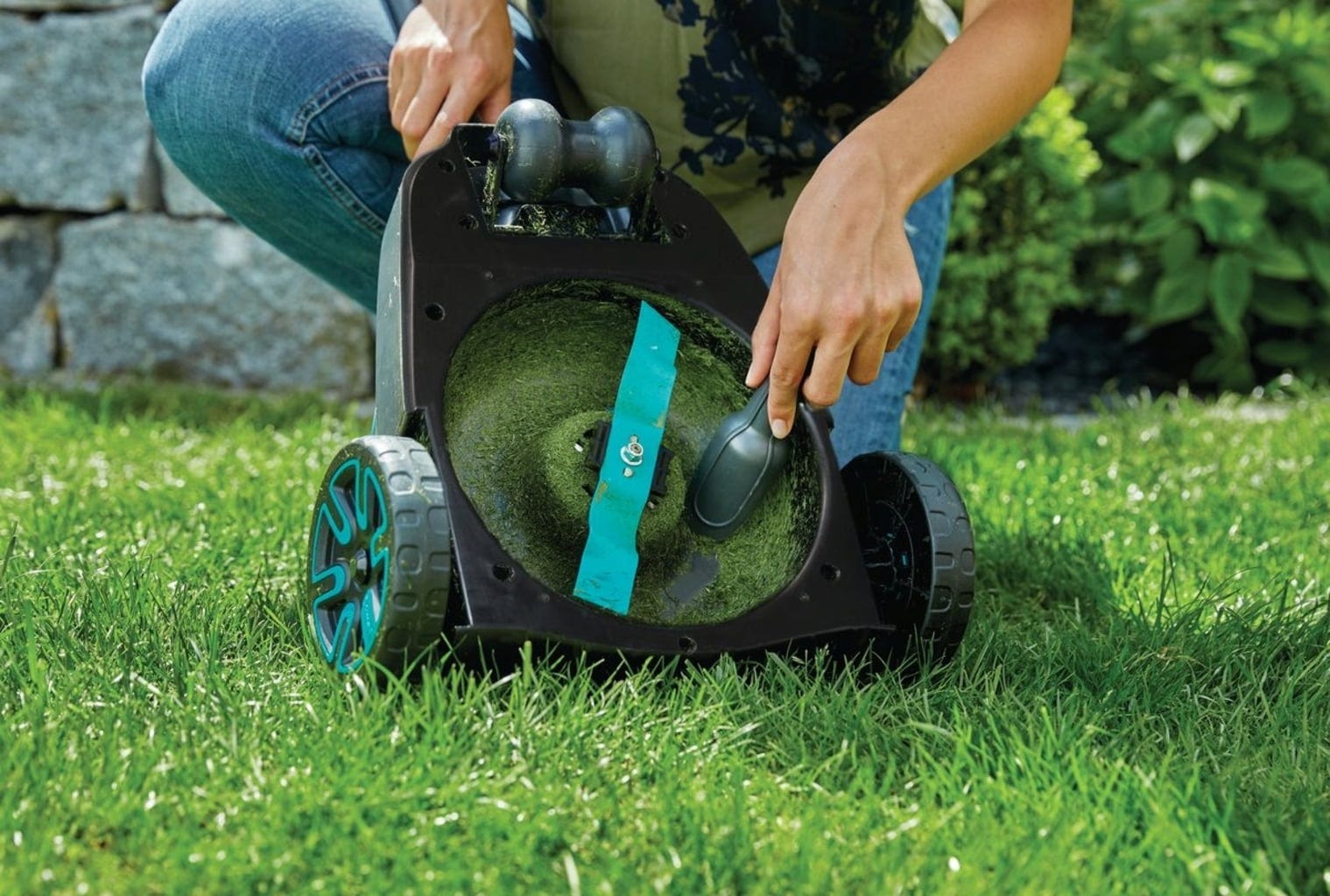 Gardena Akku-Rasenmäher HandyMower 22/18V P4A Ready-To-Use Set