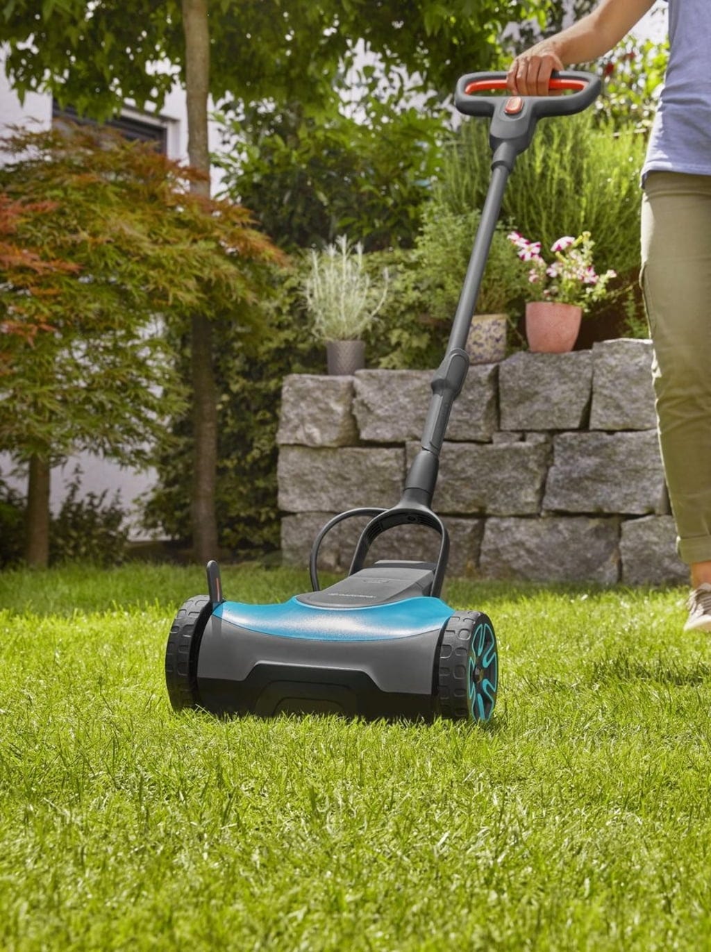 Gardena Akku-Rasenmäher HandyMower 22/18V P4A Solo